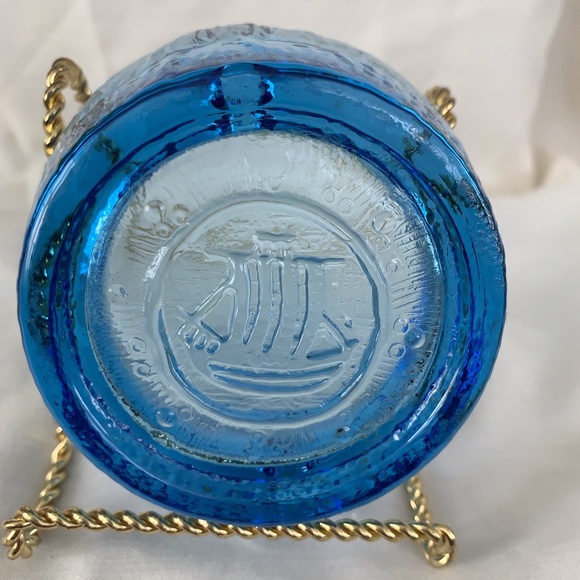 Vintage Wheaton Glass Blue Glass NULINE Individual Ashtray Sailboat - Picture 2 of 10